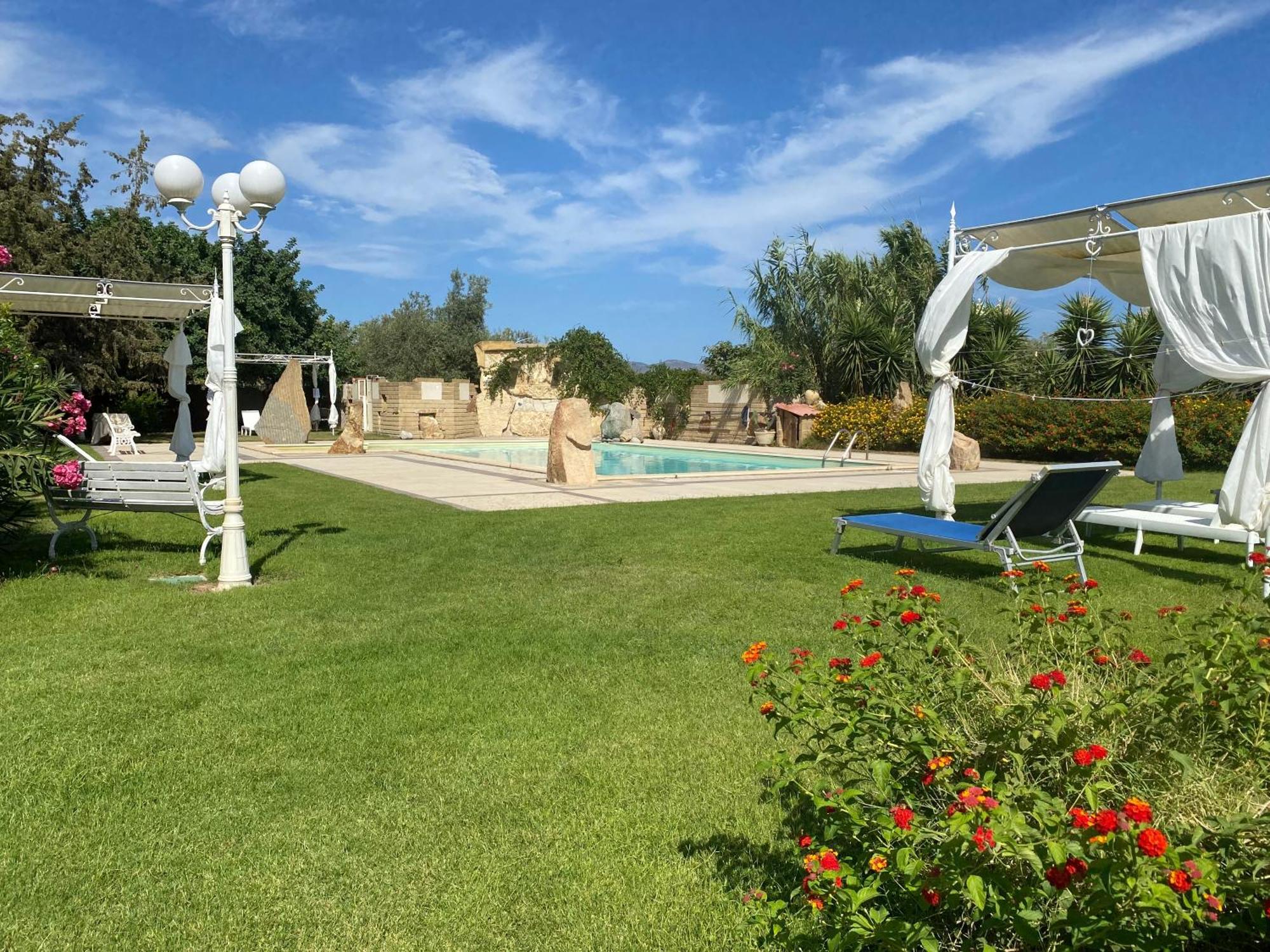 Hotel I Ginepri Quartucciu Exterior foto