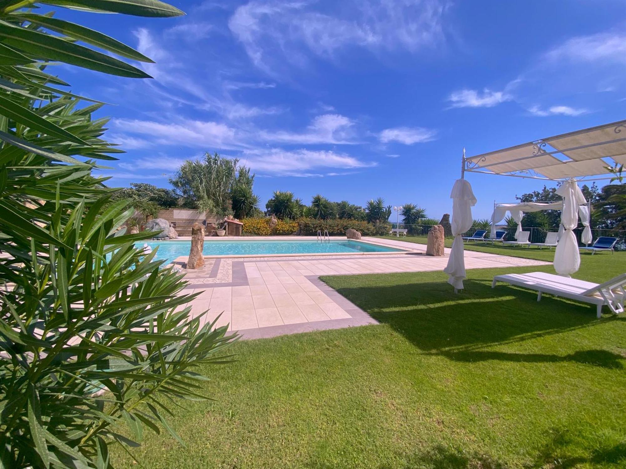 Hotel I Ginepri Quartucciu Exterior foto